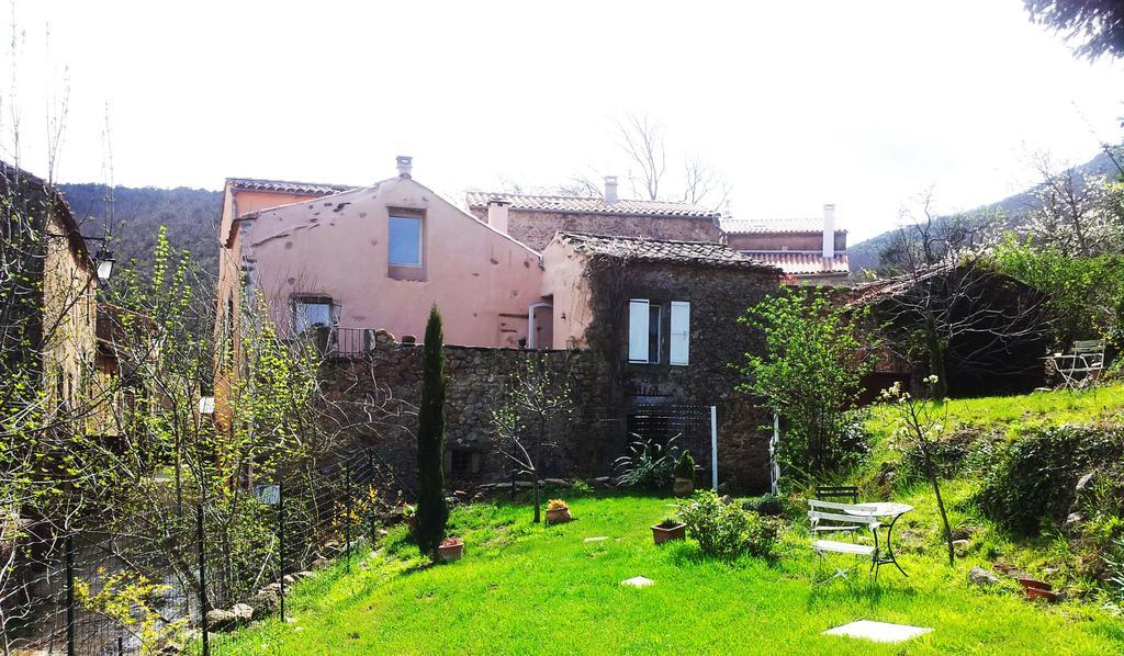 Bed and Breakfast Le Clos De La Source Le Bousquet-d'Orb Экстерьер фото
